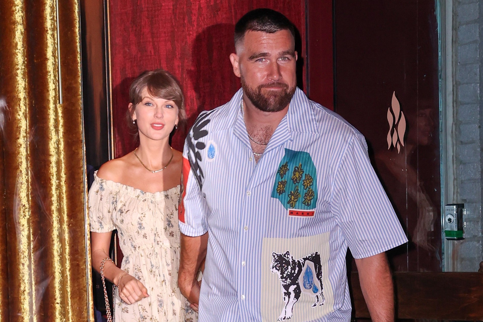 Hinh anh Chàng thơ Travis Kelce qua những bản tình ca của Taylor Swift 5