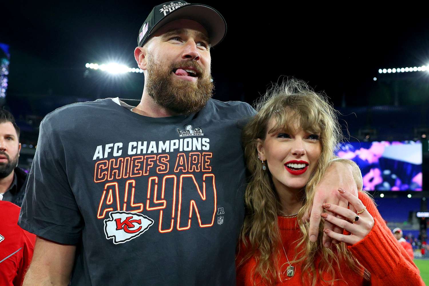 Hinh anh Chàng thơ Travis Kelce qua những bản tình ca của Taylor Swift 13
