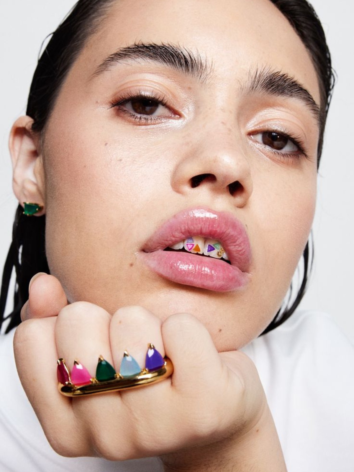 Hinh anh Tooth Gems: Trào lưu làm đẹp được Gen Z săn đón 3