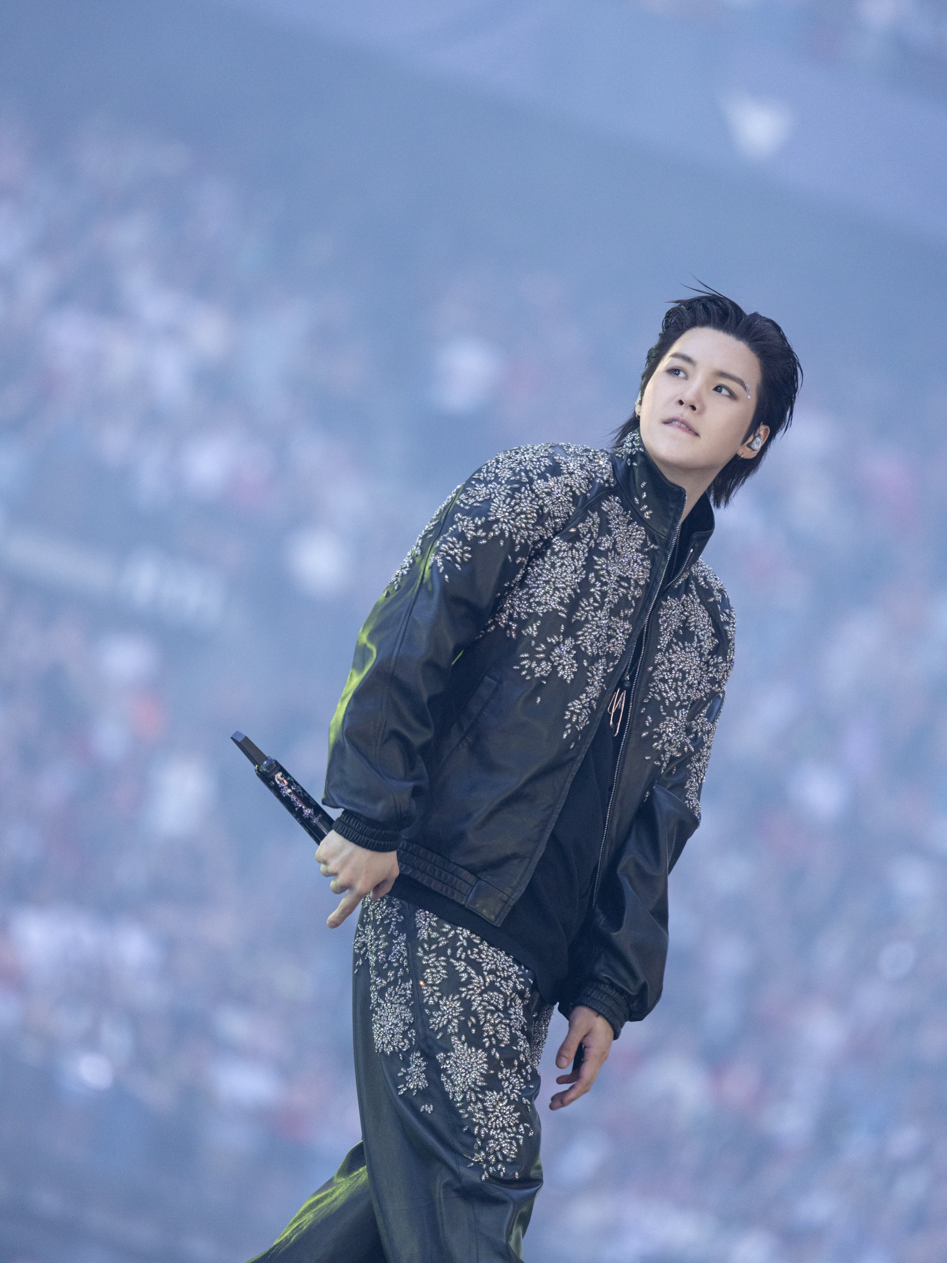 Hinh anh Khi sân khấu K-pop “hóa” sàn diễn runway 23