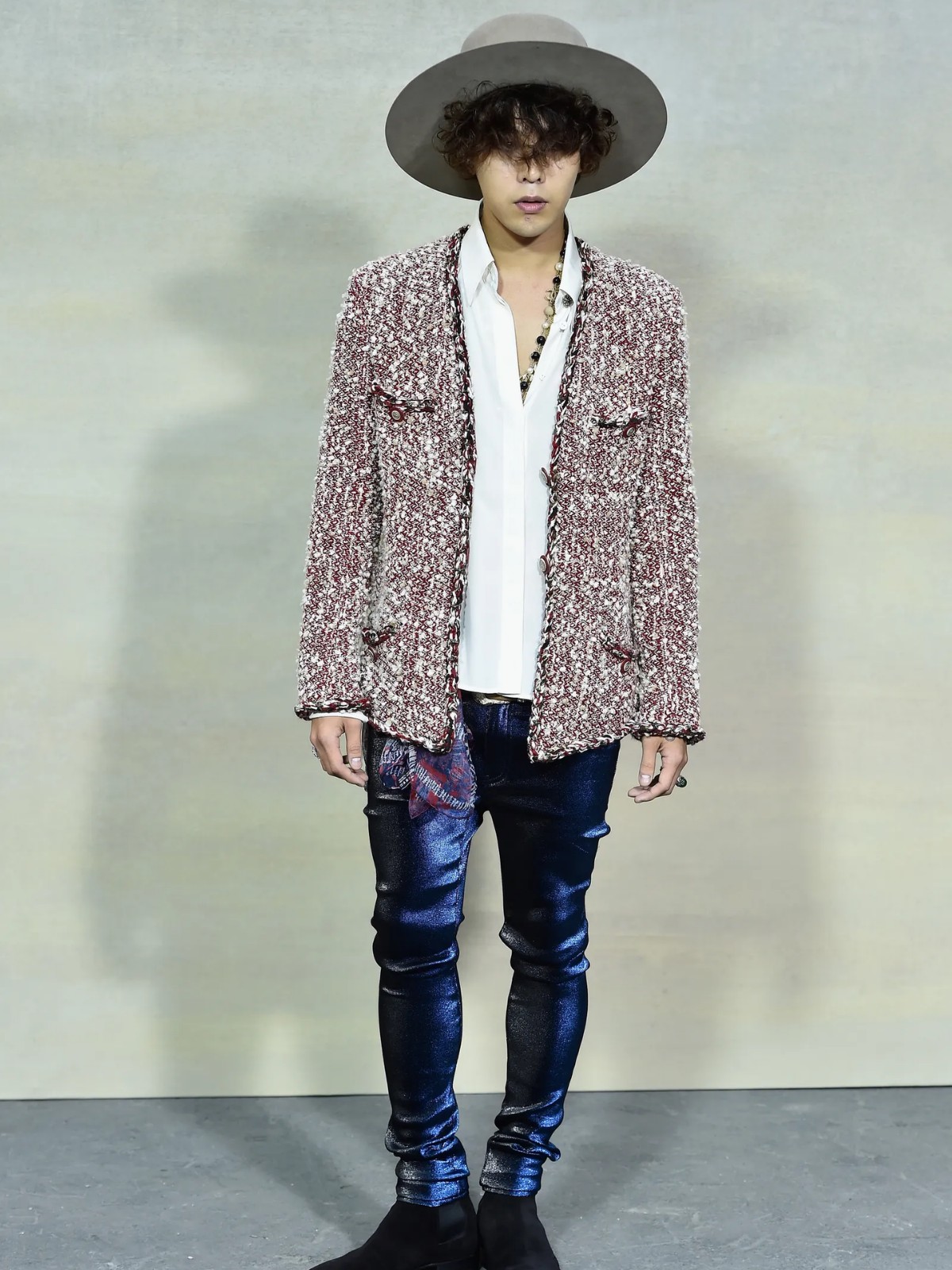Hinh anh Những khoảnh khắc G-Dragon và CHANEL định nghĩa vẻ đẹp phi giới tính 1