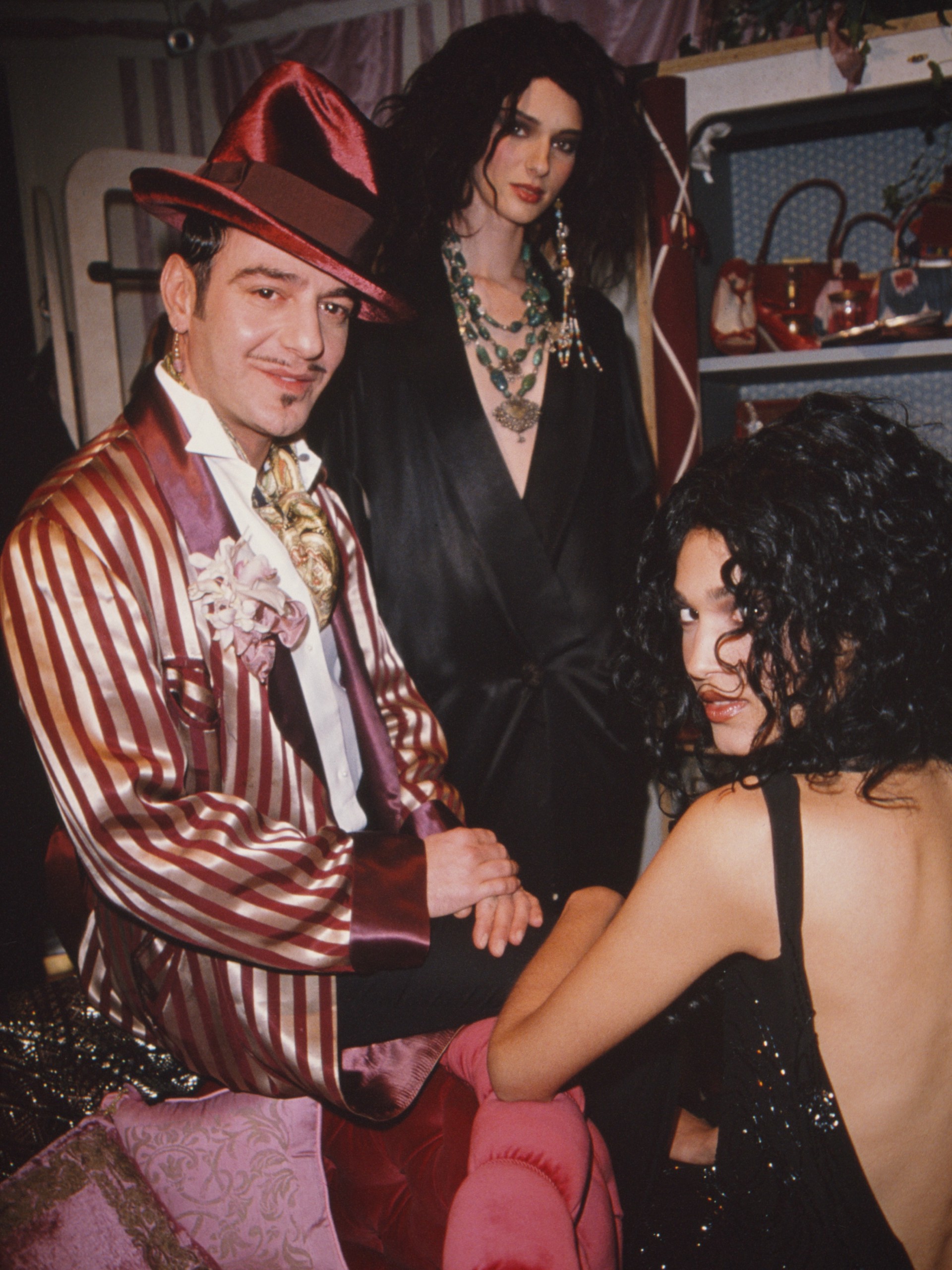 Hinh anh Met Gala 2027 sẽ kể điều gì về John Galliano?  1
