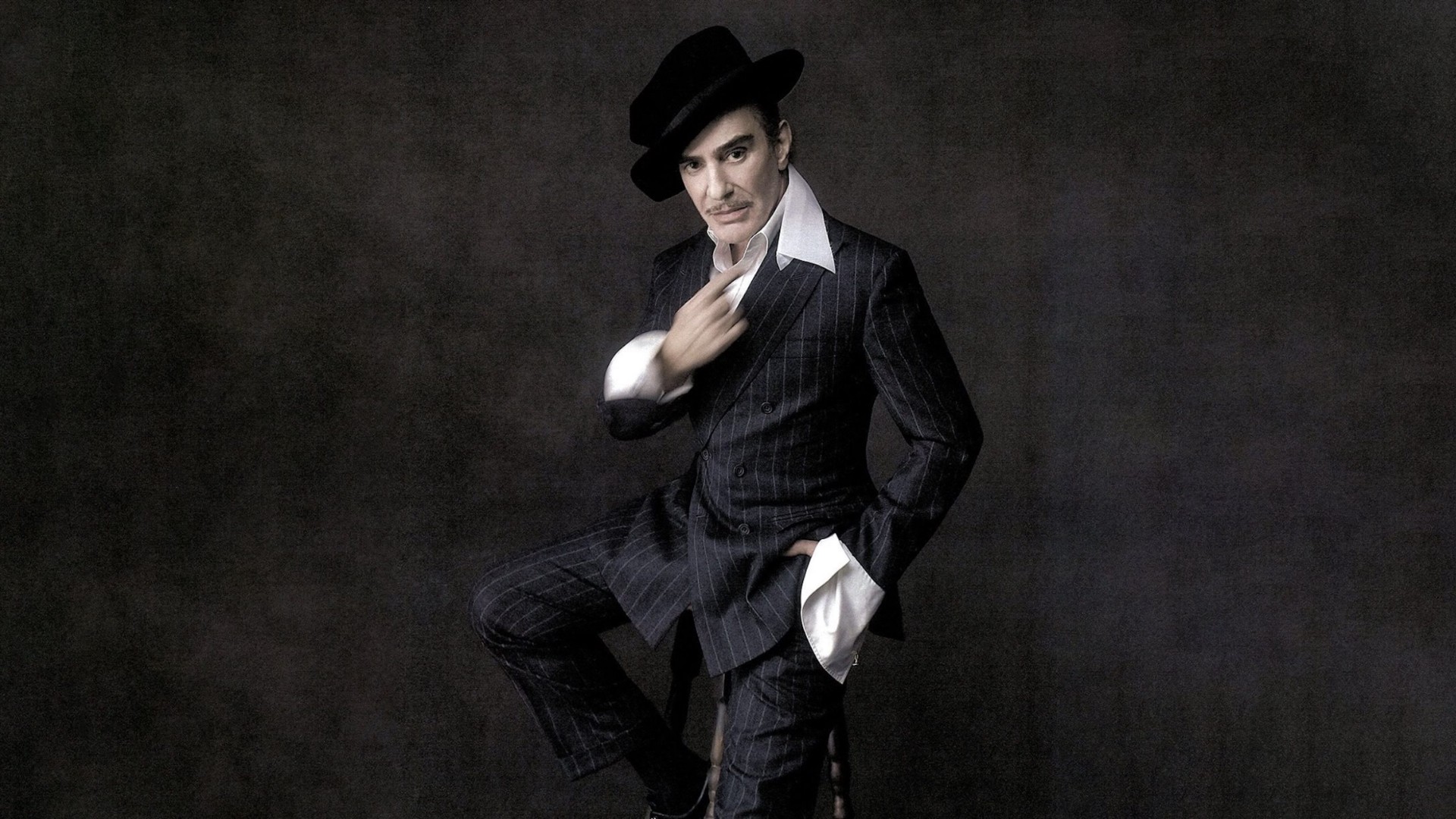 Triển lãm John Galliano tại The Met chính thức bị hủy bỏ
