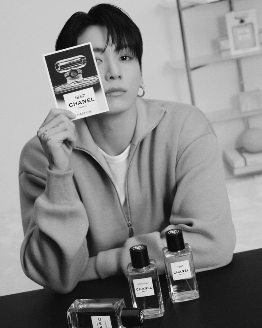 Hinh anh Jungkook trong những tầng hương ký ức của CHANEL 1957 5