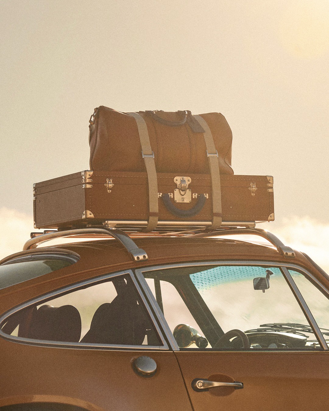 Hinh anh Louis Vuitton x Singer: Khi tinh thần du hành gặp gỡ nghệ thuật chế tác ô tô 6