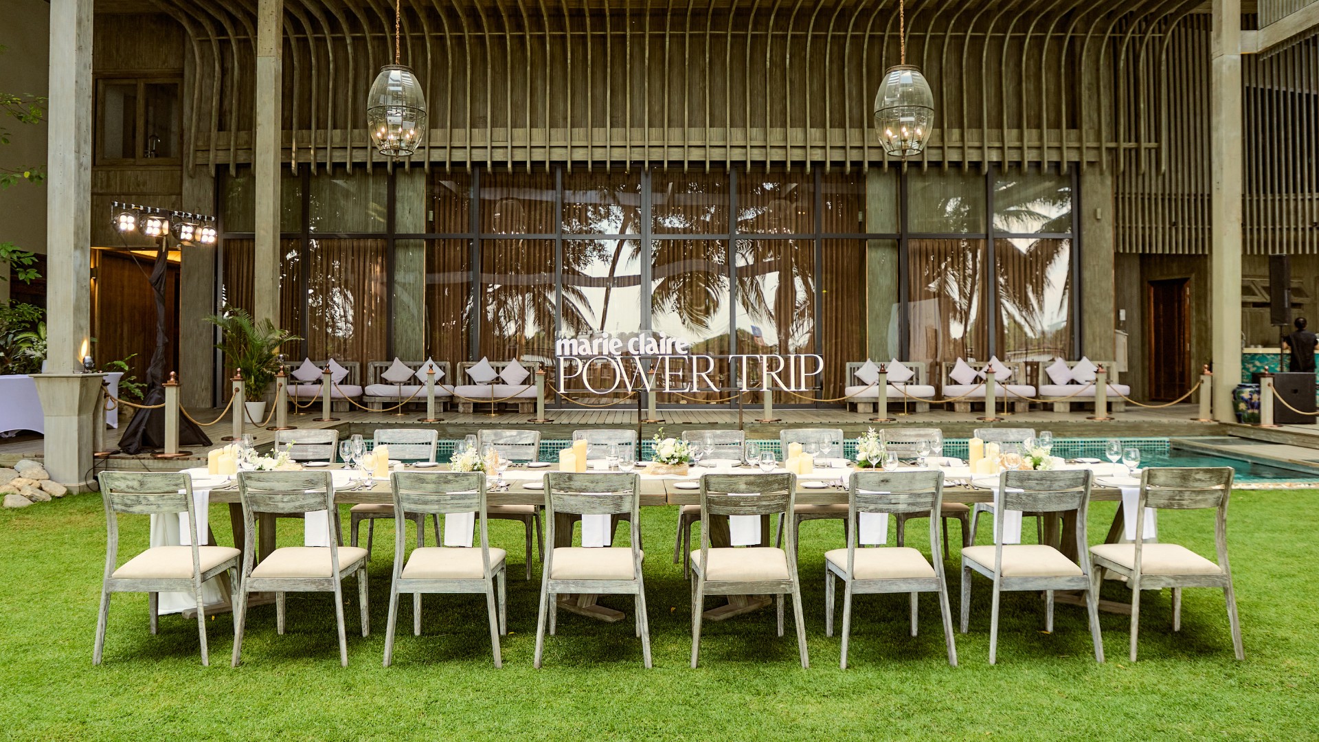 Marie Claire Power Trip: Khoảng nghỉ gắn kết cho đôi bạn thân