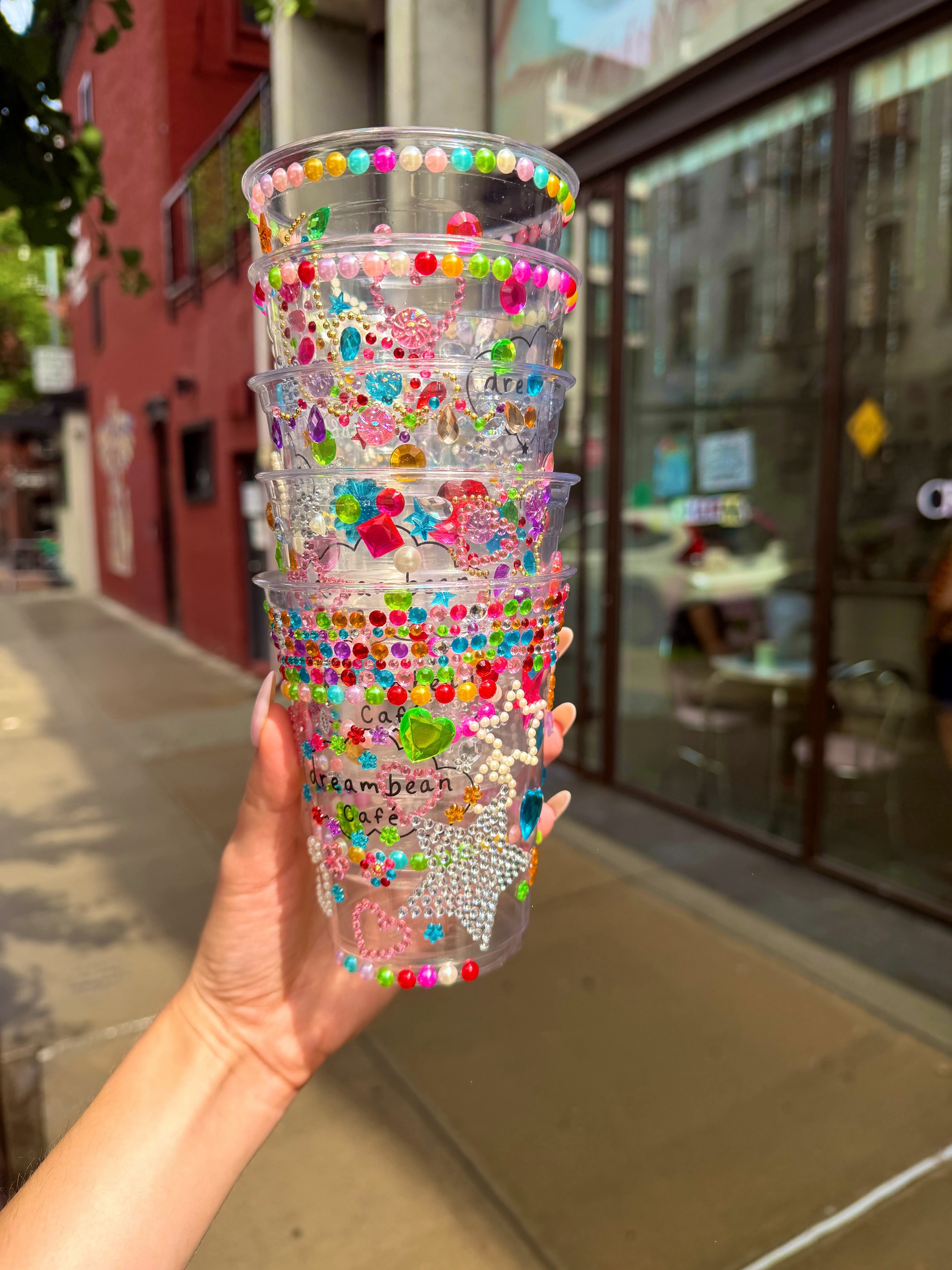Hinh anh Cơn sốt Bedazzled Everything: Khi mọi thứ đều có thể lấp lánh 11