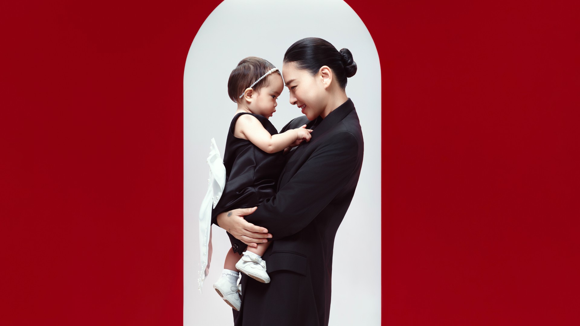 Ngô Thanh Vân và hành trình chứng minh “motherhood is not a deadline”