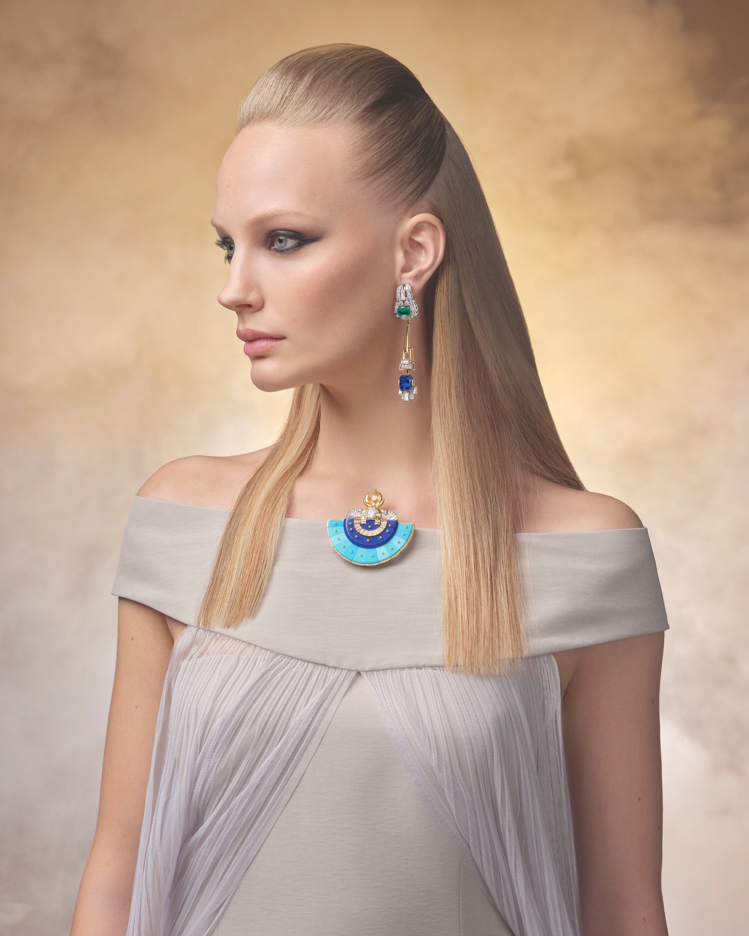 Hinh anh Van Cleef & Arpels tái hiện vẻ đẹp Ai Cập cổ đại qua ngôn ngữ đá quý 2