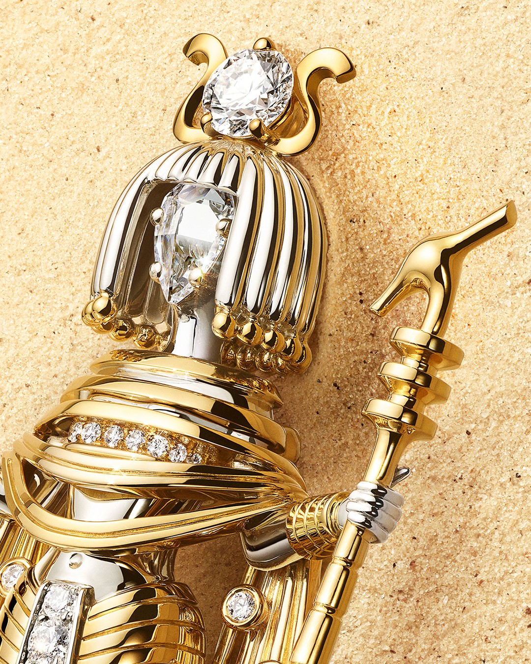 Hinh anh Van Cleef & Arpels tái hiện vẻ đẹp Ai Cập cổ đại qua ngôn ngữ đá quý 12