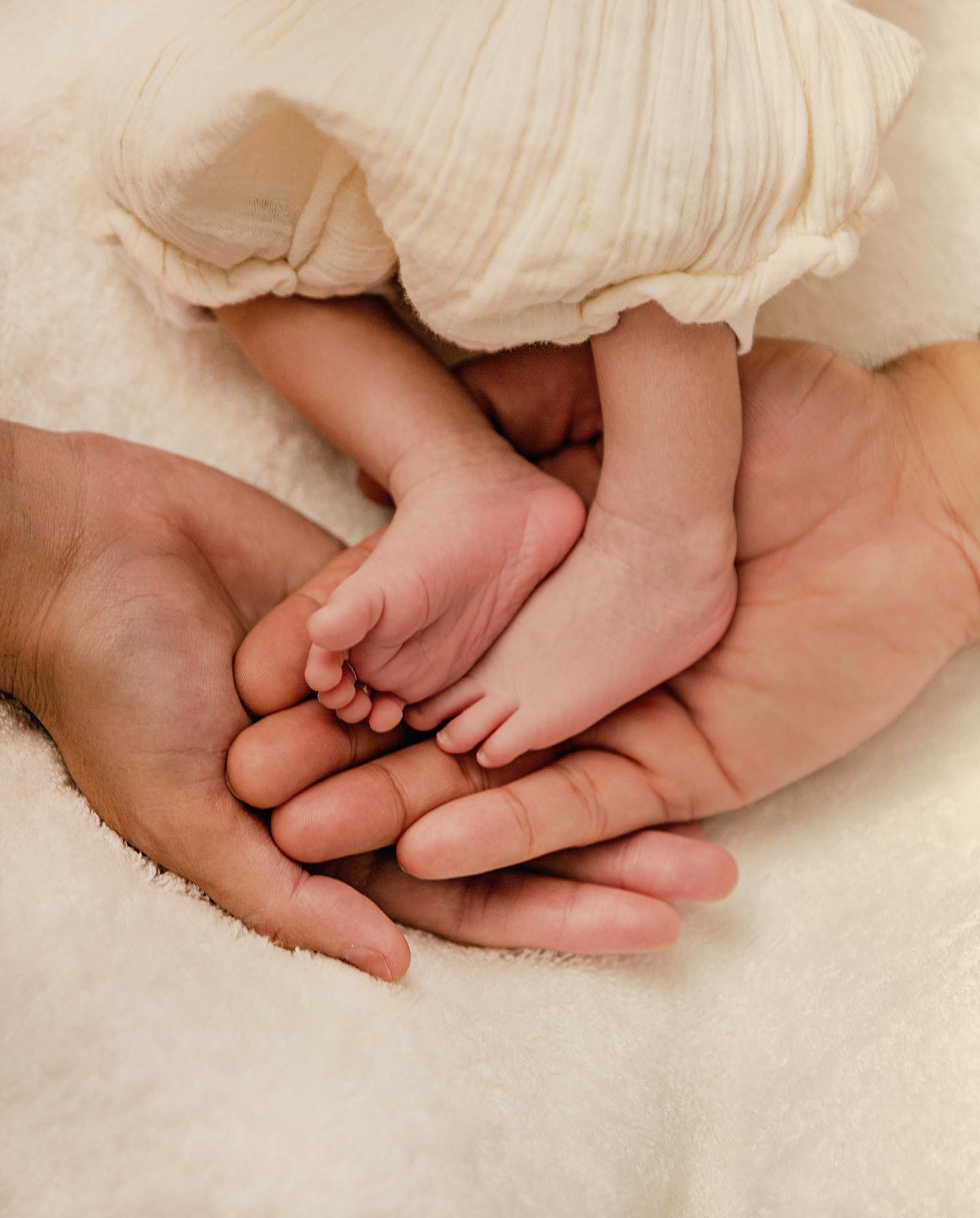 Hinh anh Điều gì phía sau những bữa tiệc mừng em bé sắp chào đời? 8