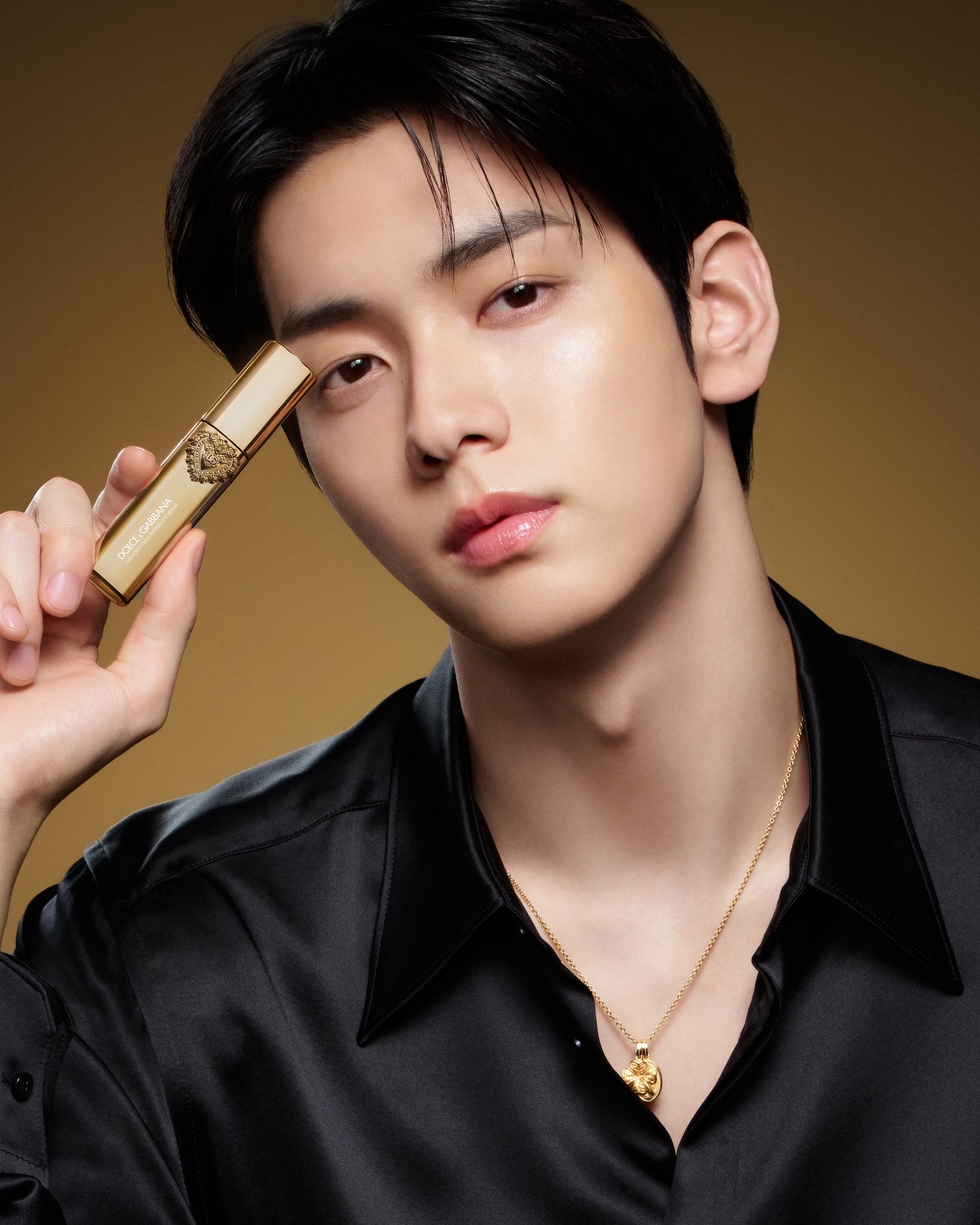 Hinh anh SOOBIN (TXT) trở thành Đại sứ Toàn cầu mới của Dolce&Gabbana 5