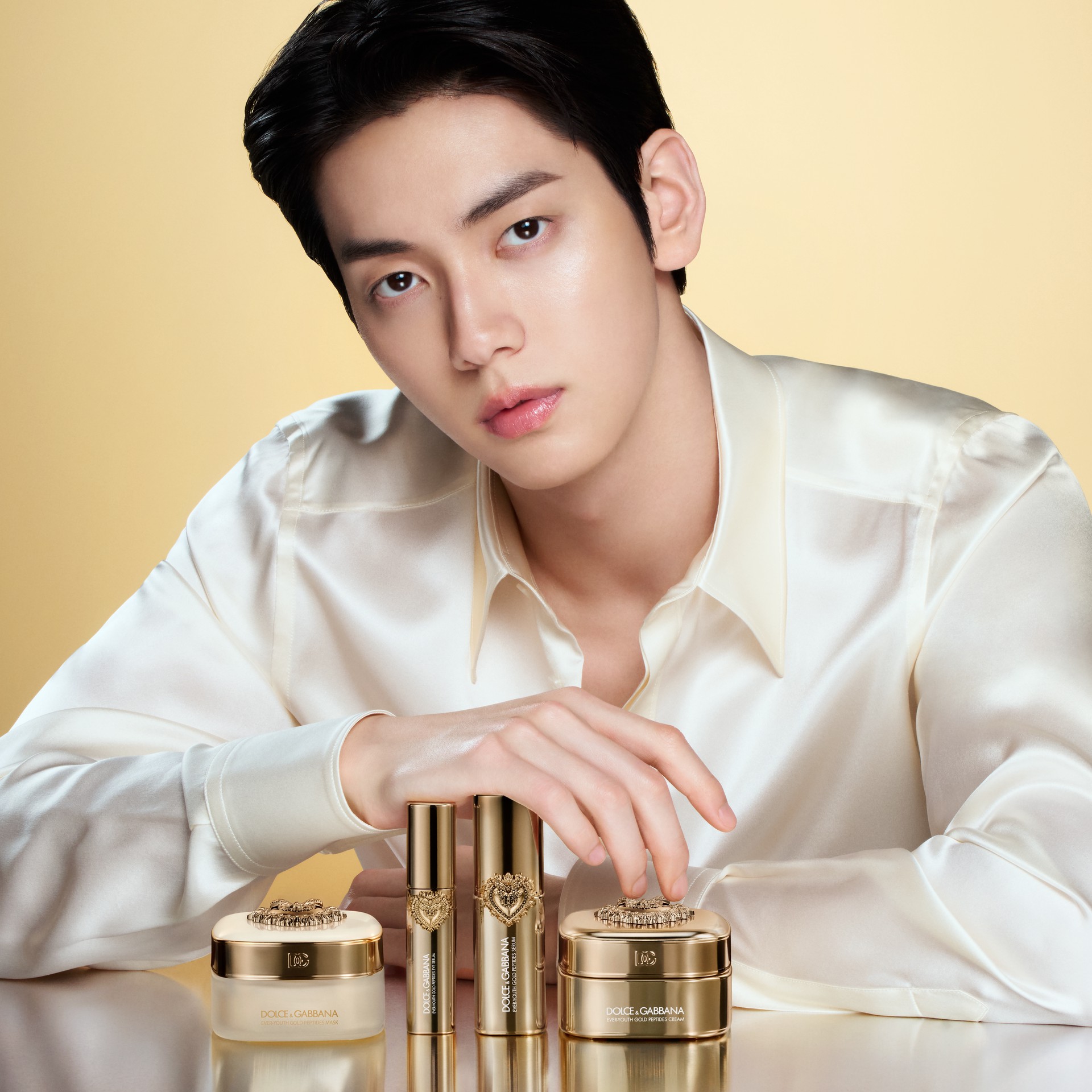 Hinh anh SOOBIN (TXT) trở thành Đại sứ Toàn cầu mới của Dolce&Gabbana 1