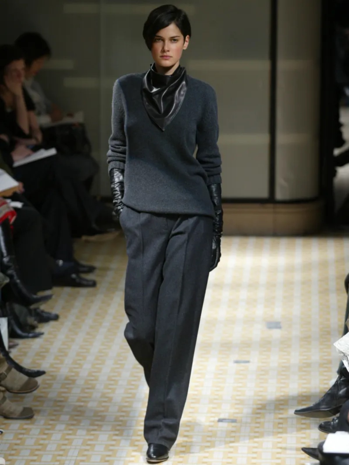 Hinh anh Vì sao Hermès chờ đợi 190 năm cho giấc mơ Haute Couture? 5