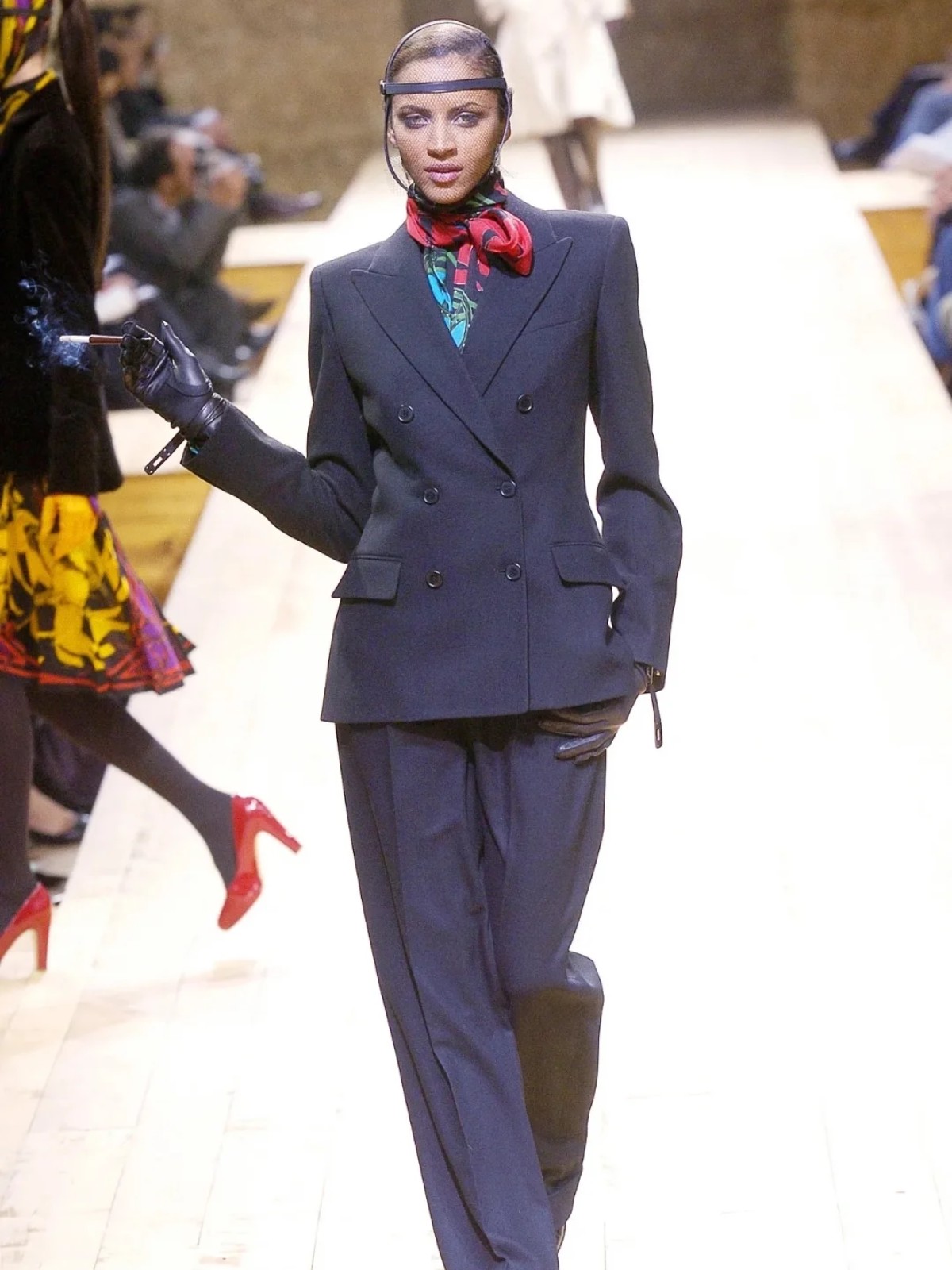 Hinh anh Vì sao Hermès chờ đợi 190 năm cho giấc mơ Haute Couture? 8