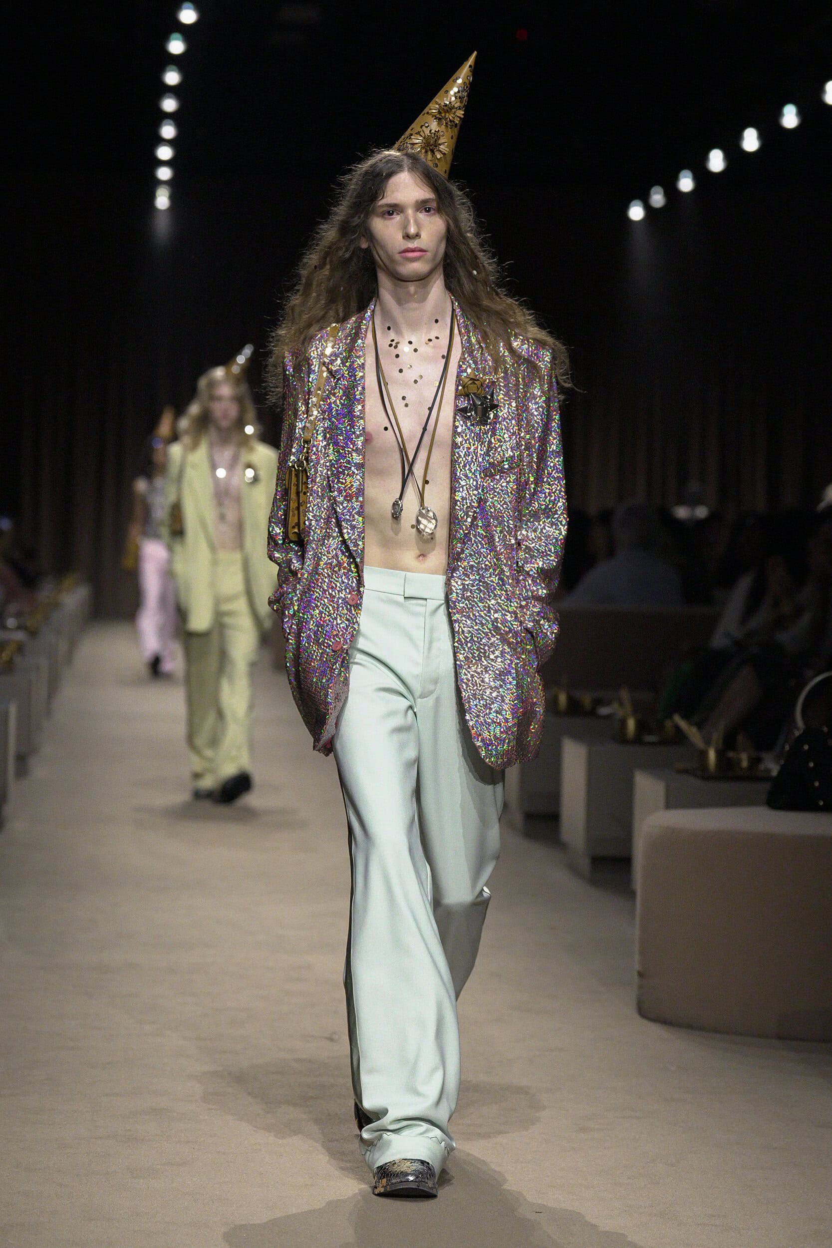 Hinh anh New York Fashion Week SS 2027: Khi xa xỉ hạ mình trước cơn bão lạm phát 16