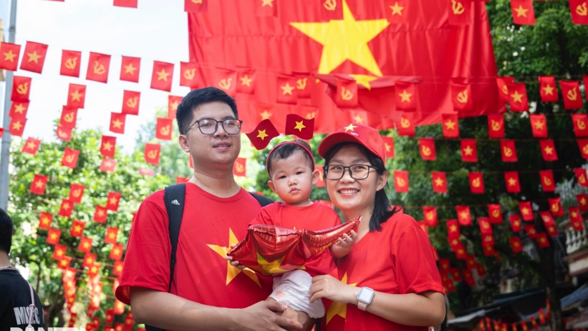 Hinh anh Ngày Quốc khánh rợp sắc đỏ trong ký ức người Việt 13