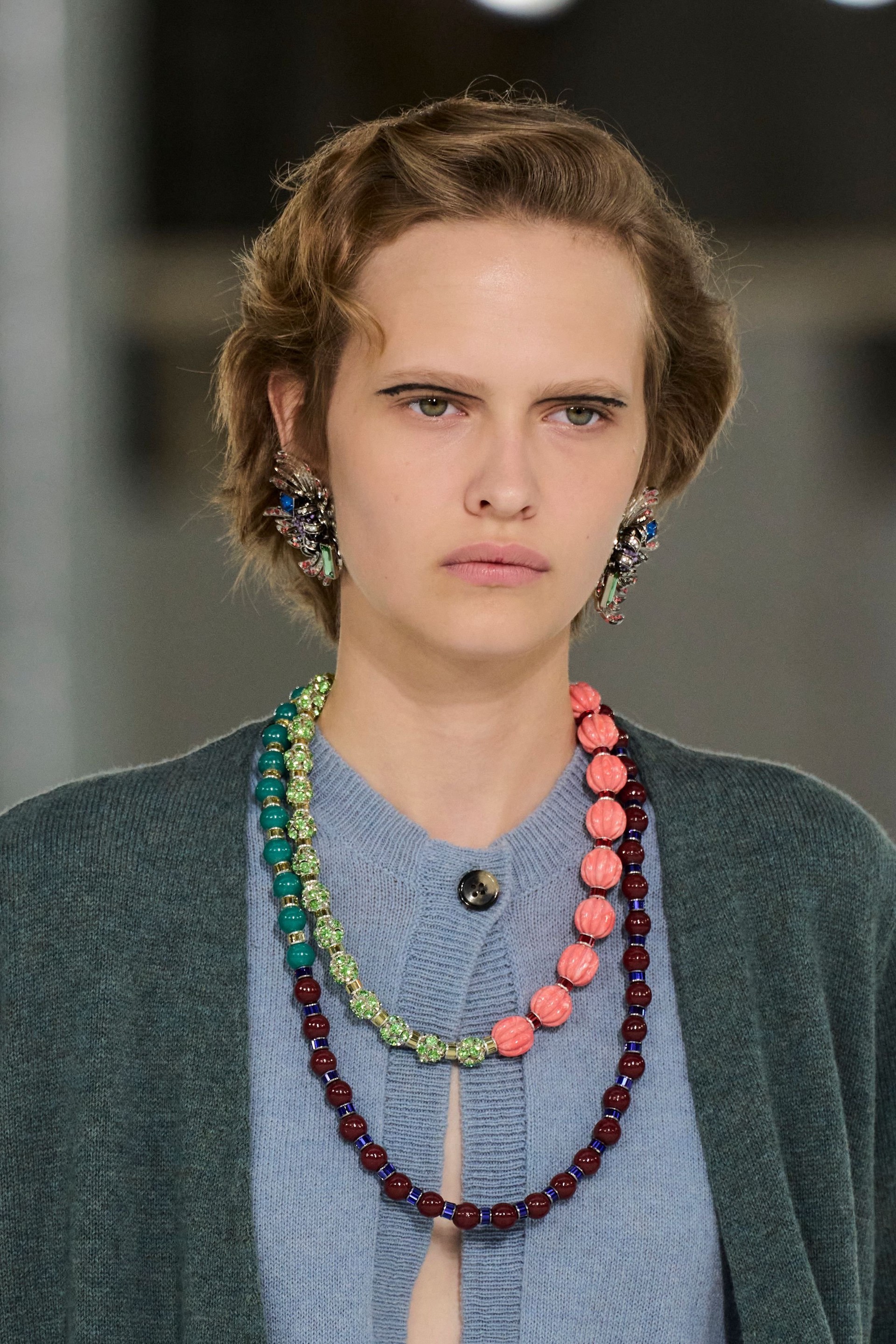 Hinh anh Dries Van Noten Xuân Hè 2027: “Nữ minh tinh” toả sáng trên đường phố 39