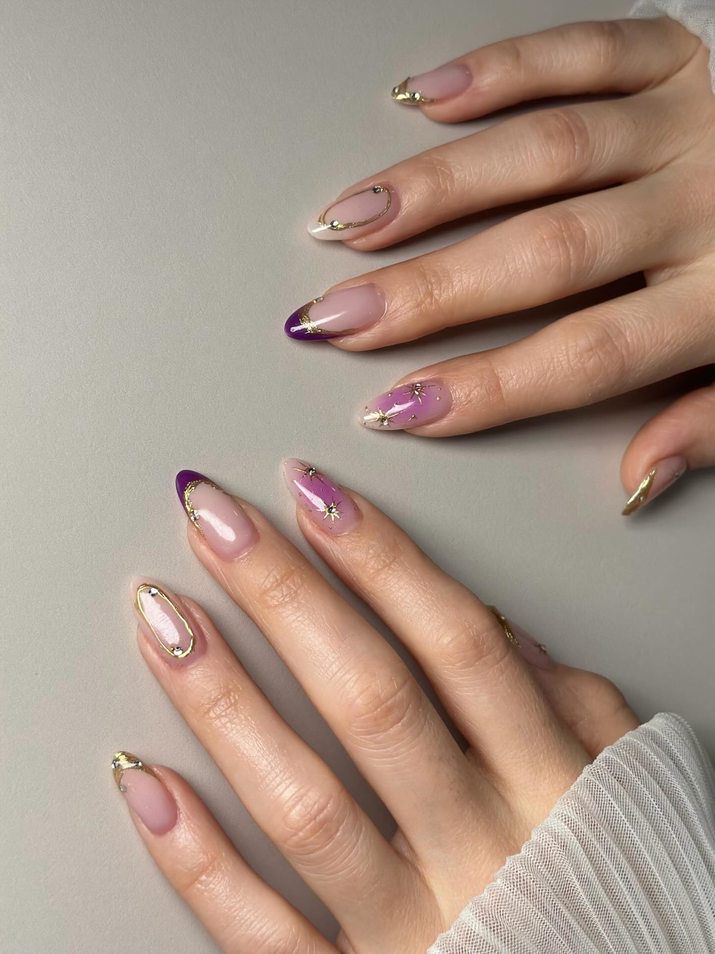 Hinh anh Nail Art Thu-Đông 2026: Mùa Thu gọi tên sắc tím 19