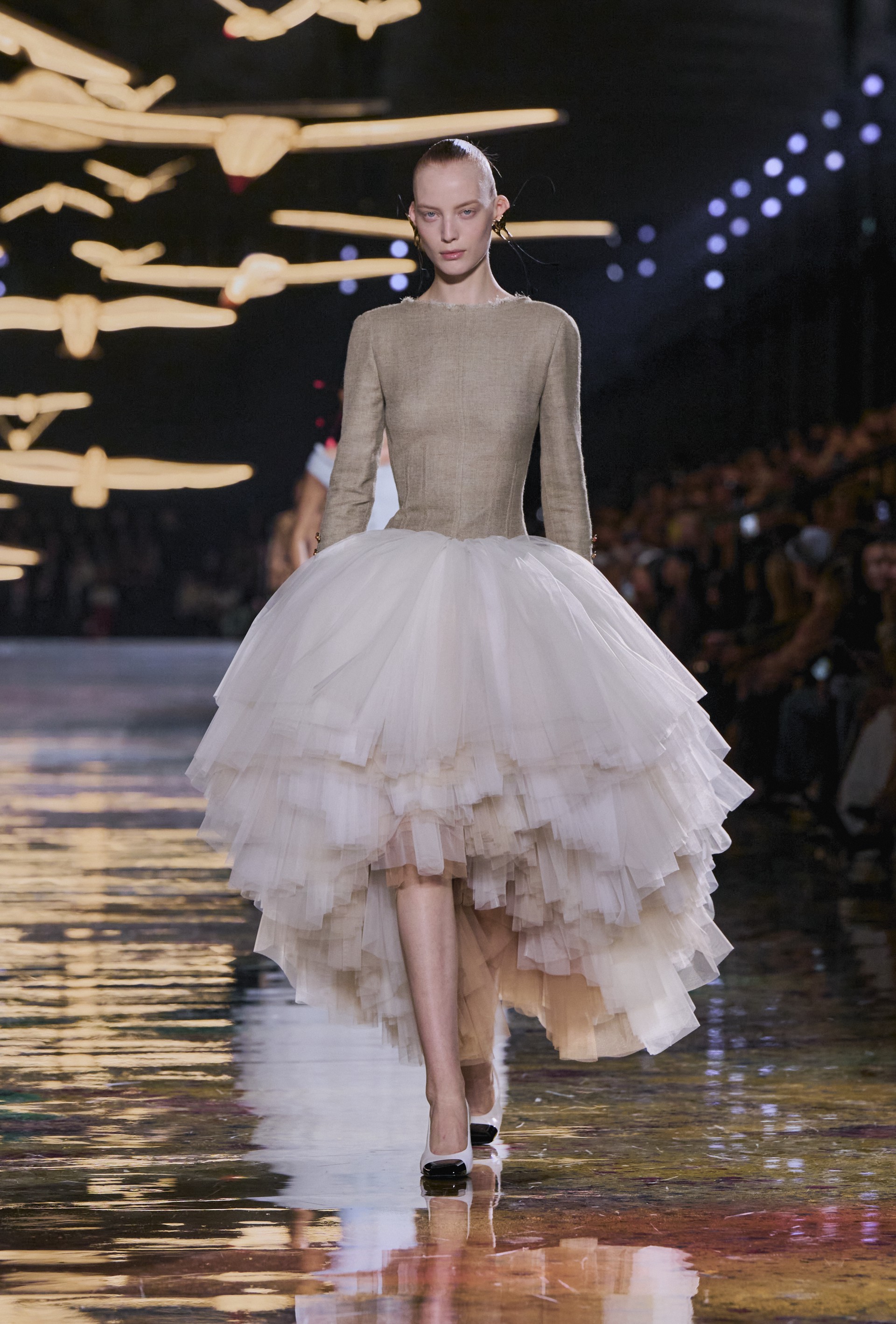 Hinh anh CHANEL Spring/Summer 2027: Nét tự do trên mỹ mạo 22