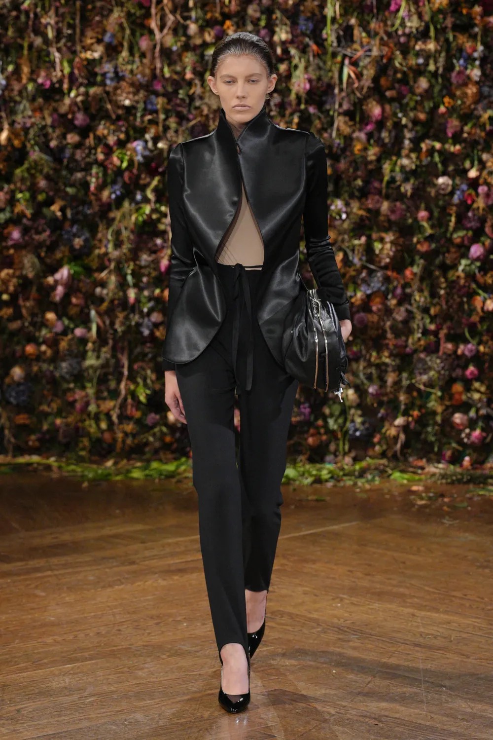 Hinh anh Maison Margiela Spring/Summer 2027: Sự nổi loạn của những điều rất đỗi bình thường 50
