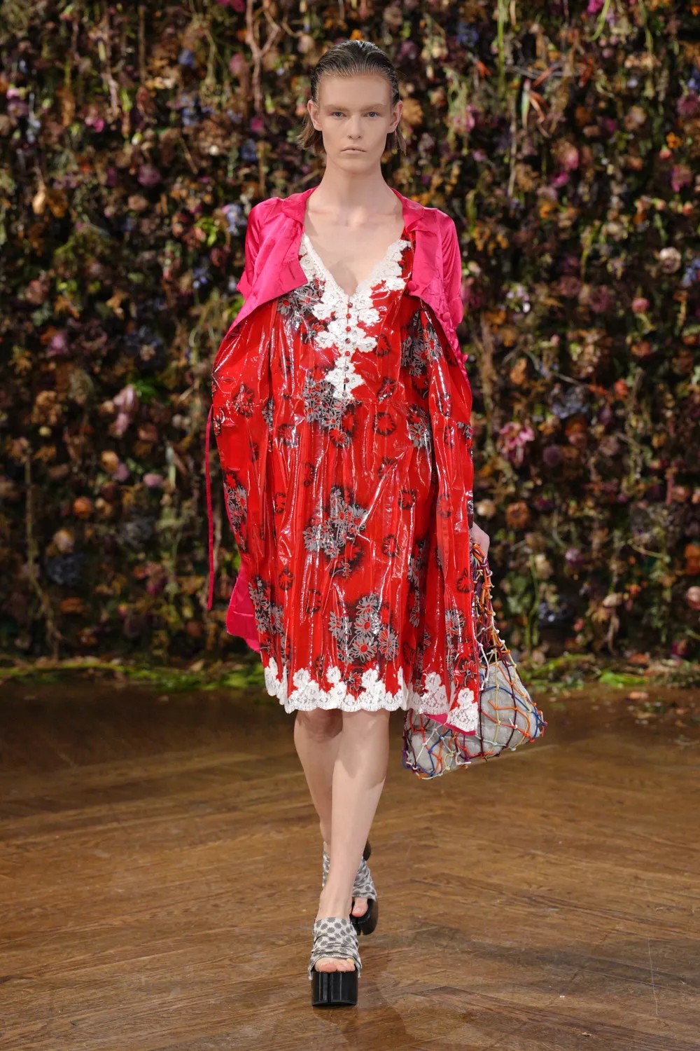 Hinh anh Maison Margiela Spring/Summer 2027: Sự nổi loạn của những điều rất đỗi bình thường 2