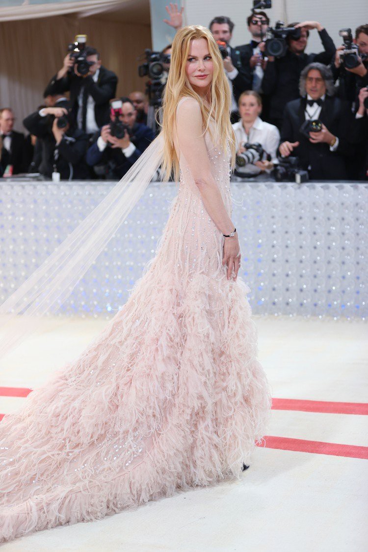 Hinh anh “Feel Like Nicole”: Những dấu ấn thời trang làm nên thương hiệu Nicole Kidman 10