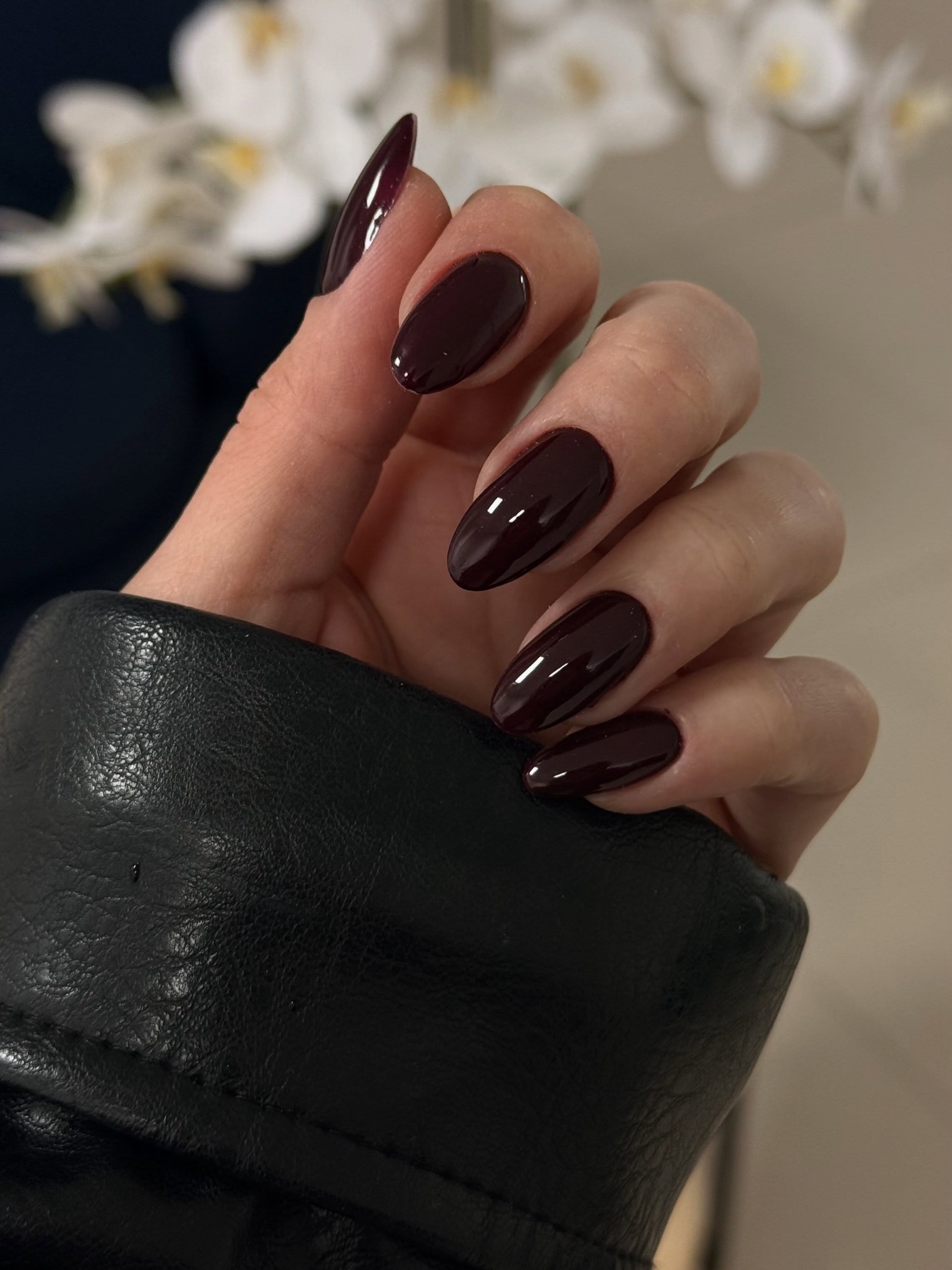 Hinh anh Nail Art Thu-Đông 2026: Mùa Thu gọi tên sắc tím 11