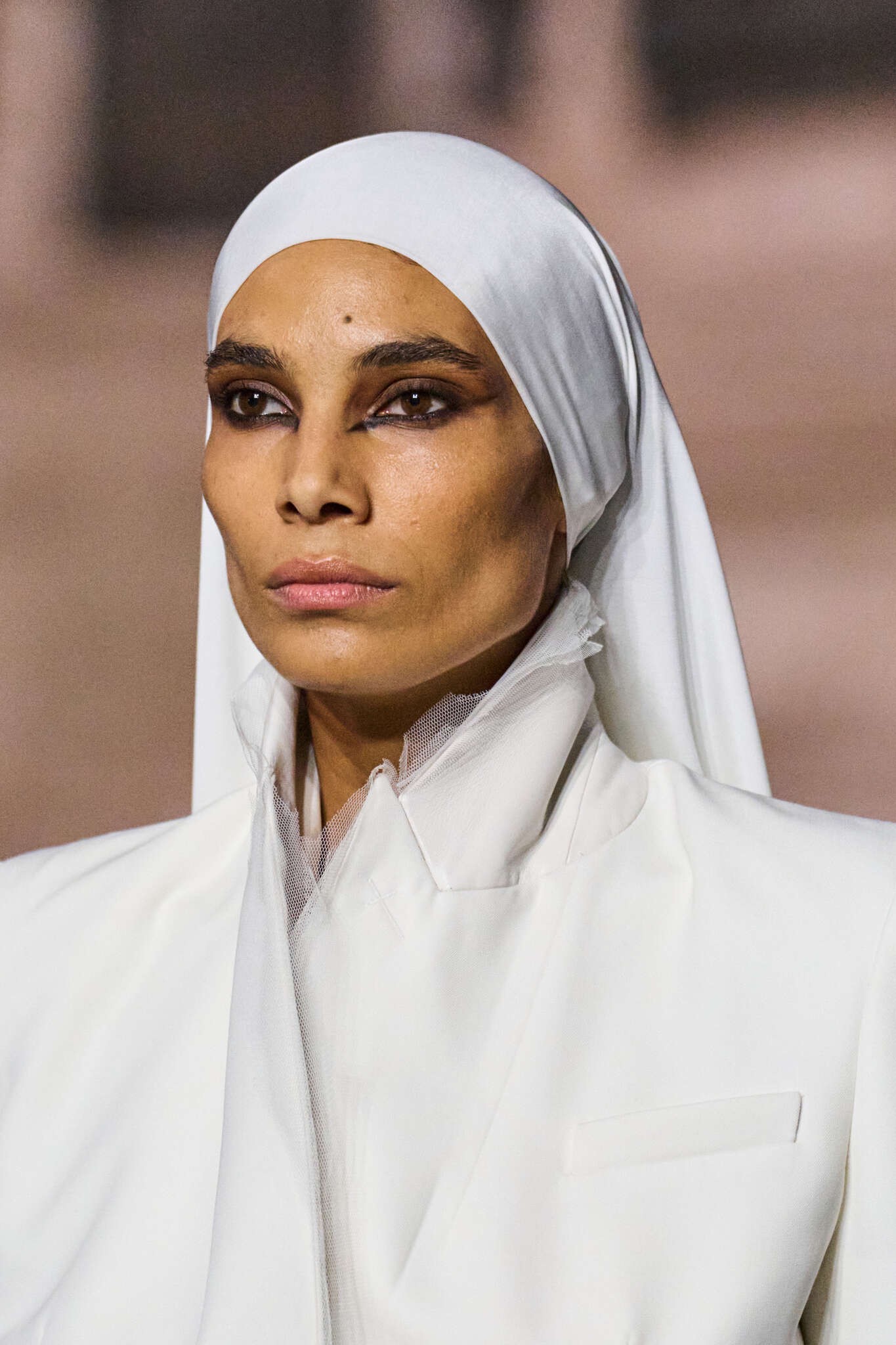 Hinh anh Những thế giới khác lạ tại Paris Fashion Week 21