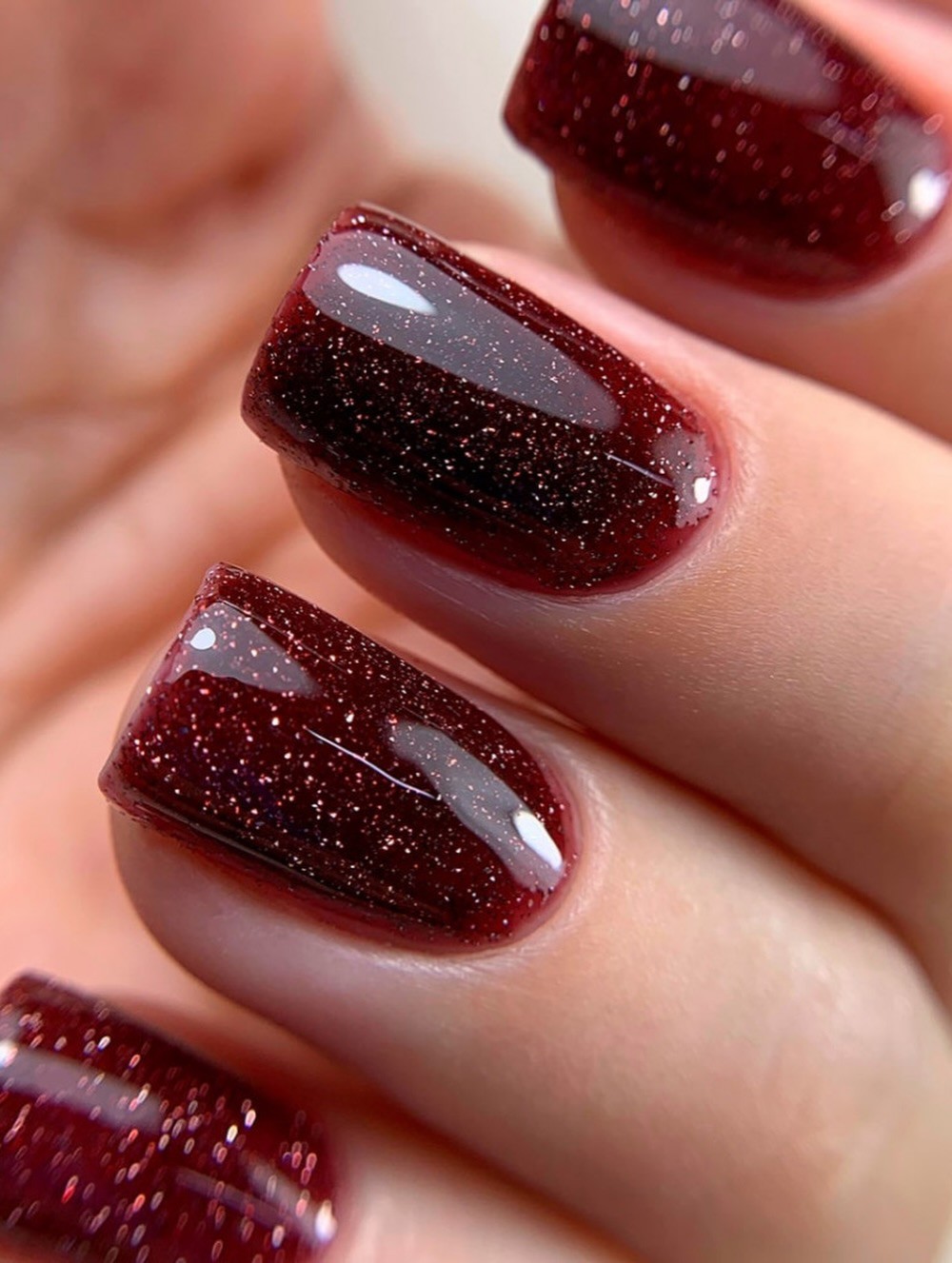 Hinh anh Nail Art Thu-Đông 2026: Mùa Thu gọi tên sắc tím 16