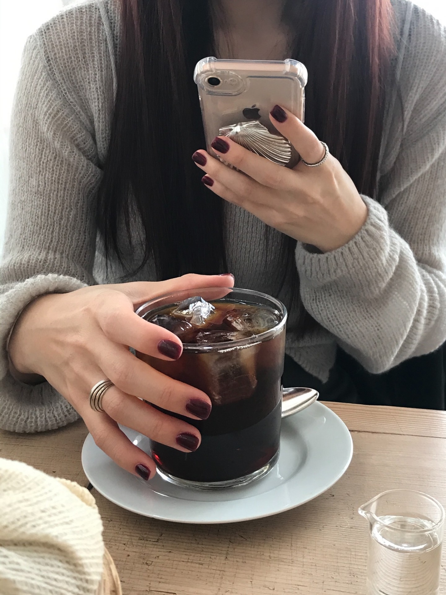 Hinh anh Nail Art Thu-Đông 2026: Mùa Thu gọi tên sắc tím 32