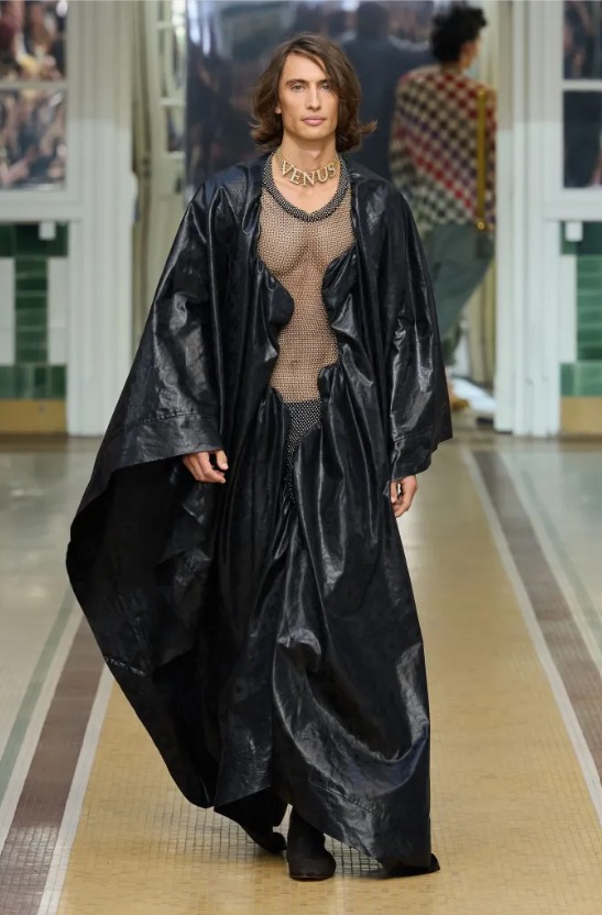 Hinh anh Vivienne Westwood Spring 2027: “Đây là mùa hè” 48