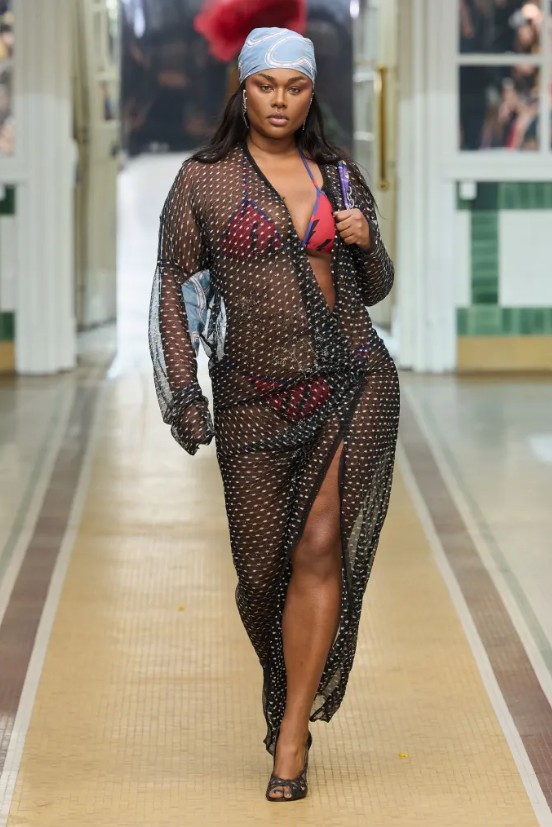 Hinh anh Vivienne Westwood Spring 2027: “Đây là mùa hè” 31
