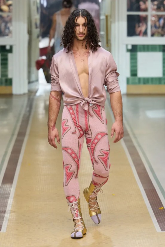 Hinh anh Vivienne Westwood Spring 2027: “Đây là mùa hè” 11