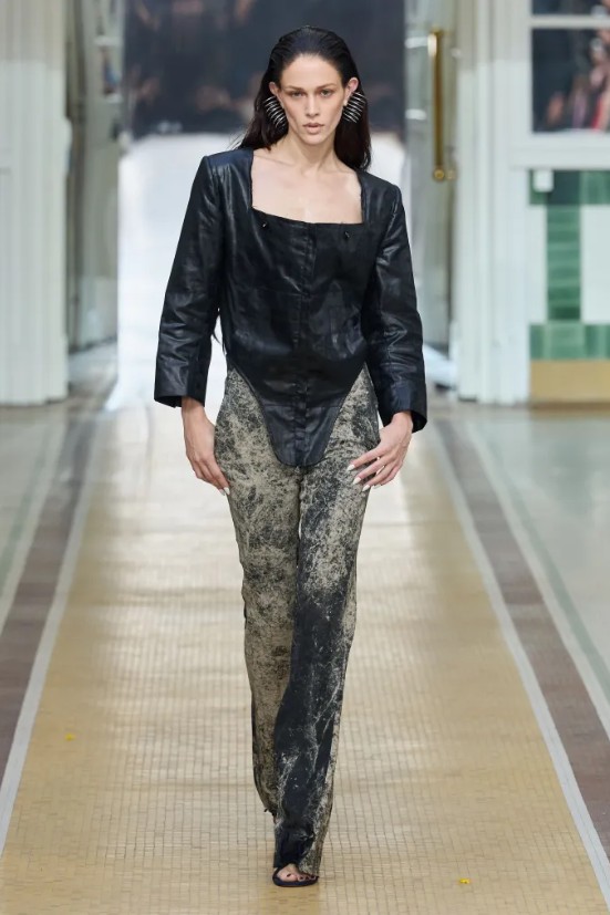 Hinh anh Vivienne Westwood Spring 2027: “Đây là mùa hè” 26