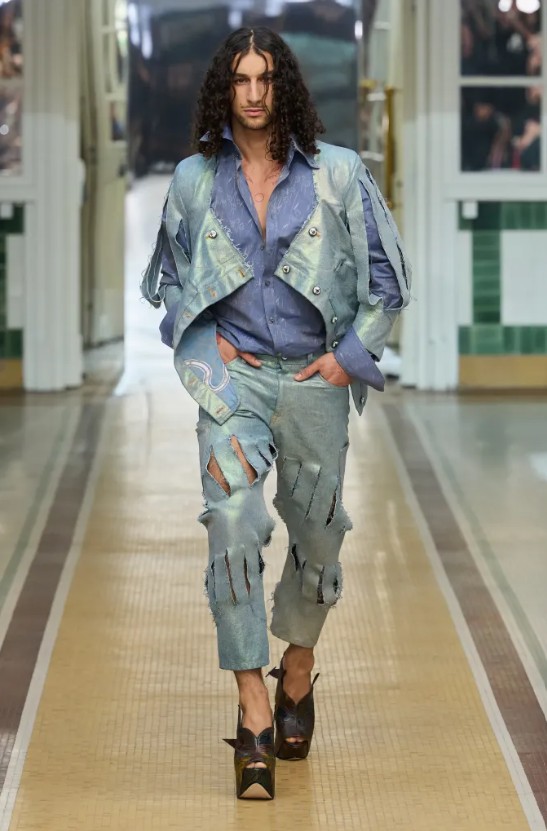 Hinh anh Vivienne Westwood Spring 2027: “Đây là mùa hè” 7