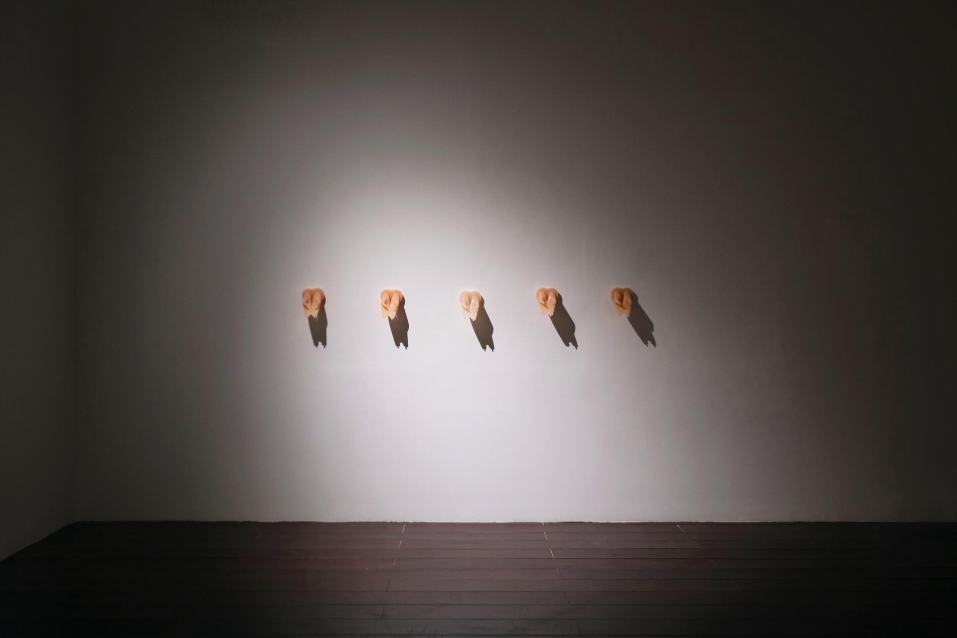 Hinh anh [Women in Art] Nghệ sĩ đa ngành Anh-Phuong Nguyen: “Điêu khắc” những khát khao 13