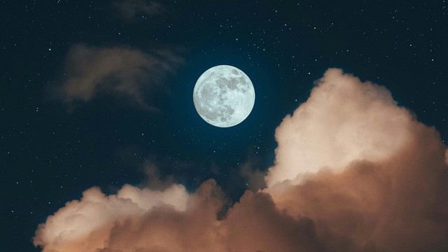 Hiện tượng siêu trăng Hải Ly và 5 thông điệp vũ trụ dành cho bạn