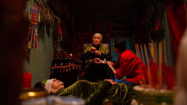 Quỷ tha ma bắt: Thai chiêu tài - Bảng màu và thanh âm thuần Việt