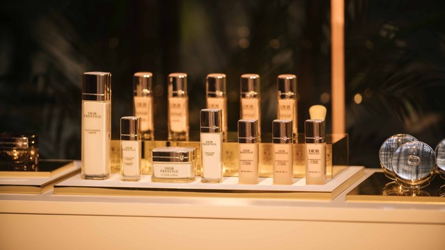 Dior Prestige Les Nectars de Rose - Hành trình tái sinh làn da rạng rỡ