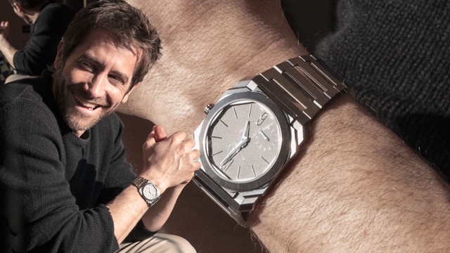 Watches & Wonders 2026: Bvlgari kể chuyện di sản cùng Jake Gyllenhaal
