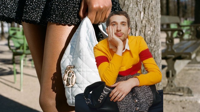 Jonathan Anderson mở rộng ngôn ngữ túi xách Dior với Dior Bolt và Dior Toujours 