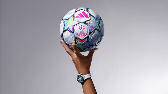 Hublot hòa nhịp sân cỏ UEFA Champions League với Big Bang Reloaded