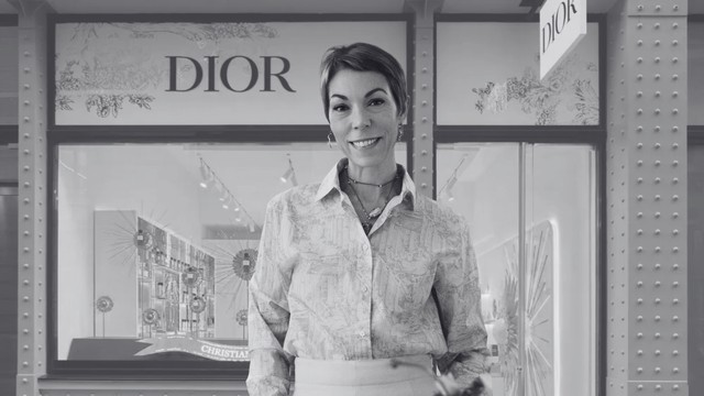 Giám đốc Quan hệ Công chúng của Dior đột ngột qua đời ở tuổi 57