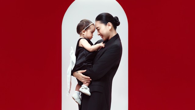 Ngô Thanh Vân và hành trình chứng minh “motherhood is not a deadline”